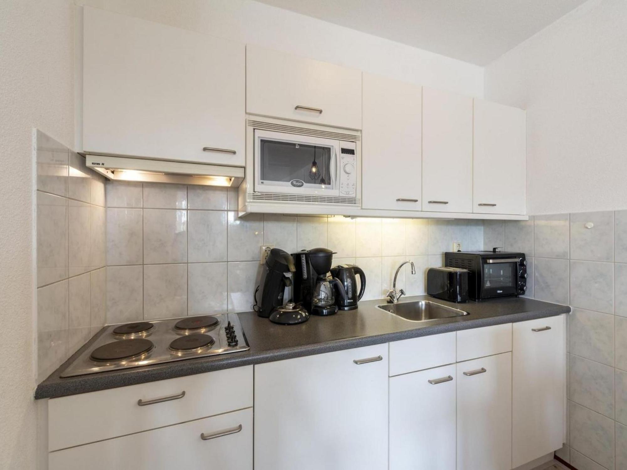 An Apartment That Is Attractively Furnished Julianadorp Exterior foto